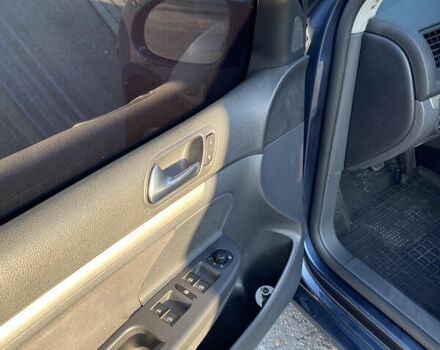 Синій Фольксваген Гольф, об'ємом двигуна 1.6 л та пробігом 240 тис. км за 6300 $, фото 13 на Automoto.ua