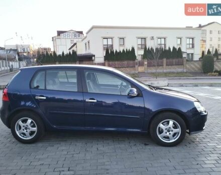 Синий Фольксваген Гольф, объемом двигателя 1.6 л и пробегом 231 тыс. км за 5650 $, фото 12 на Automoto.ua