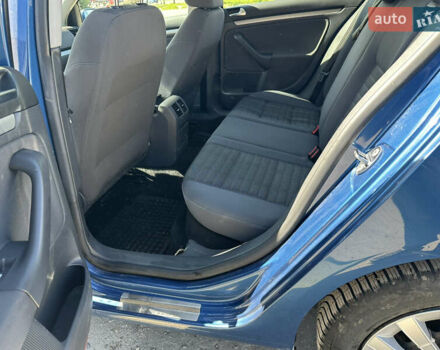 Синій Фольксваген Гольф, об'ємом двигуна 1.6 л та пробігом 231 тис. км за 5900 $, фото 14 на Automoto.ua
