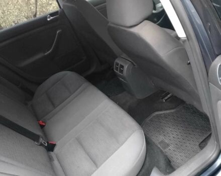 Синий Фольксваген Гольф, объемом двигателя 1.6 л и пробегом 182 тыс. км за 5200 $, фото 1 на Automoto.ua