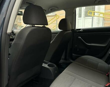 Синий Фольксваген Гольф, объемом двигателя 1.39 л и пробегом 230 тыс. км за 5500 $, фото 16 на Automoto.ua