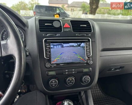 Синий Фольксваген Гольф, объемом двигателя 1.6 л и пробегом 250 тыс. км за 6200 $, фото 23 на Automoto.ua