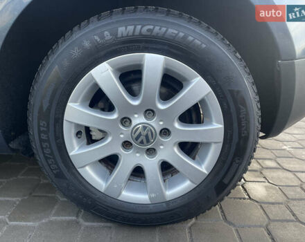 Синий Фольксваген Гольф, объемом двигателя 1.4 л и пробегом 228 тыс. км за 5499 $, фото 57 на Automoto.ua