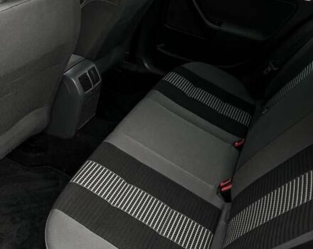 Синій Фольксваген Гольф, об'ємом двигуна 1.6 л та пробігом 200 тис. км за 6999 $, фото 30 на Automoto.ua