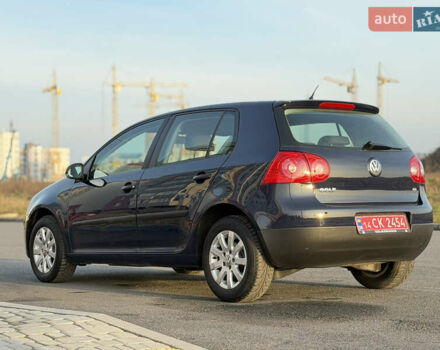 Синій Фольксваген Гольф, об'ємом двигуна 1.6 л та пробігом 215 тис. км за 8199 $, фото 7 на Automoto.ua