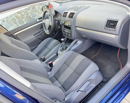 Синий Фольксваген Гольф, объемом двигателя 1.4 л и пробегом 196 тыс. км за 6099 $, фото 6 на Automoto.ua