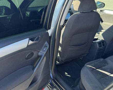 Синий Фольксваген Гольф, объемом двигателя 1.39 л и пробегом 280 тыс. км за 8000 $, фото 5 на Automoto.ua