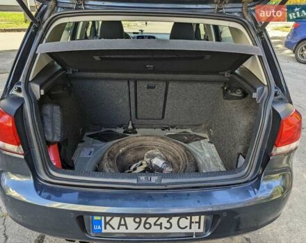 Фольксваген Гольф 2008 в Киеве на Automoto.ua Синий Фольксваген Гольф, объемом двигателя 1.4 л и пробегом 256 тыс. км за 6000 $, фото 35 на Automoto.ua