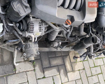 Синий Фольксваген Гольф, объемом двигателя 1.6 л и пробегом 200 тыс. км за 3000 $, фото 10 на Automoto.ua