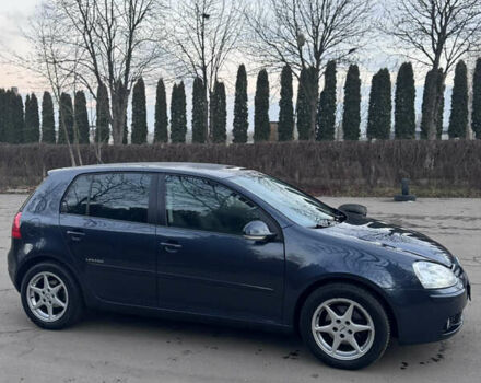 Синий Фольксваген Гольф, объемом двигателя 1.6 л и пробегом 241 тыс. км за 5850 $, фото 2 на Automoto.ua