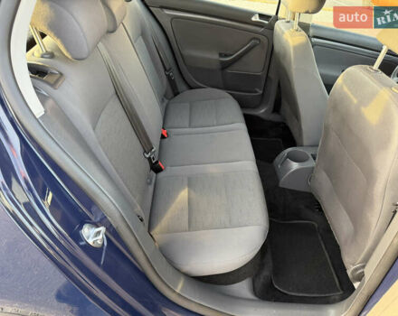 Синій Фольксваген Гольф, об'ємом двигуна 1.6 л та пробігом 215 тис. км за 8199 $, фото 42 на Automoto.ua