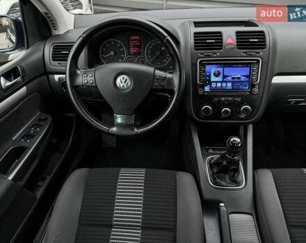 Синій Фольксваген Гольф, об'ємом двигуна 1.6 л та пробігом 200 тис. км за 6999 $, фото 43 на Automoto.ua