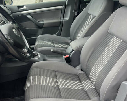 Синий Фольксваген Гольф, объемом двигателя 1.6 л и пробегом 237 тыс. км за 6700 $, фото 13 на Automoto.ua