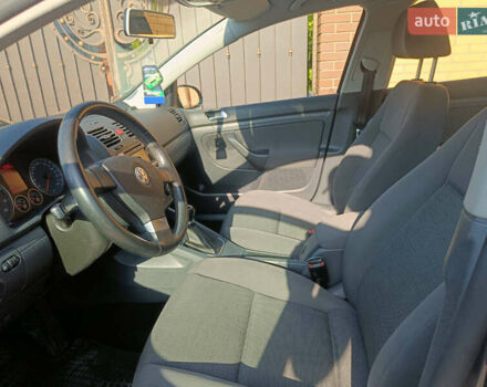 Фольксваген Гольф 2008 в Александрие на Automoto.ua Синий Фольксваген Гольф, объемом двигателя 0 л и пробегом 210 тыс. км за 6350 $, фото 5 на Automoto.ua