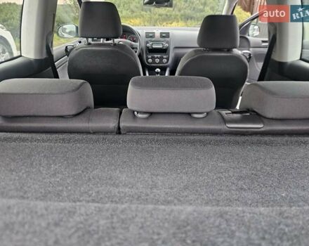 Синій Фольксваген Гольф, об'ємом двигуна 1.39 л та пробігом 226 тис. км за 4800 $, фото 33 на Automoto.ua