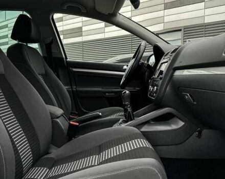 Синий Фольксваген Гольф, объемом двигателя 1.6 л и пробегом 190 тыс. км за 6900 $, фото 35 на Automoto.ua