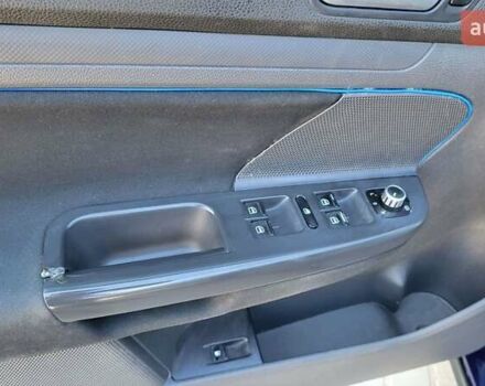 Синій Фольксваген Гольф, об'ємом двигуна 1.6 л та пробігом 330 тис. км за 6900 $, фото 17 на Automoto.ua