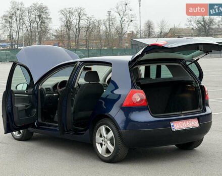 Синій Фольксваген Гольф, об'ємом двигуна 1.6 л та пробігом 174 тис. км за 7200 $, фото 21 на Automoto.ua