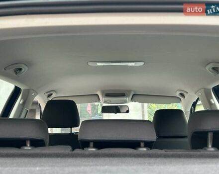 Синий Фольксваген Гольф, объемом двигателя 1.6 л и пробегом 231 тыс. км за 5650 $, фото 33 на Automoto.ua