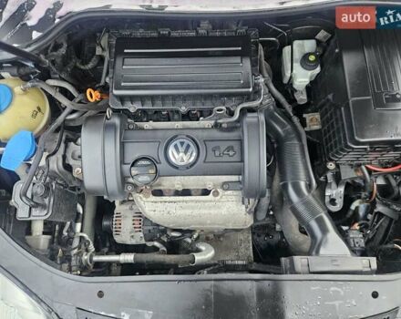 Синій Фольксваген Гольф, об'ємом двигуна 1.39 л та пробігом 226 тис. км за 4800 $, фото 45 на Automoto.ua