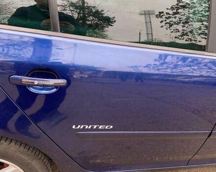 Синий Фольксваген Гольф, объемом двигателя 1.39 л и пробегом 255 тыс. км за 5700 $, фото 4 на Automoto.ua