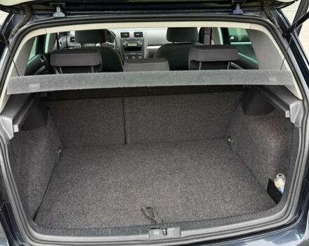 Синий Фольксваген Гольф, объемом двигателя 1.6 л и пробегом 205 тыс. км за 6300 $, фото 10 на Automoto.ua