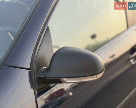 Синій Фольксваген Гольф, об'ємом двигуна 1.6 л та пробігом 215 тис. км за 8199 $, фото 21 на Automoto.ua