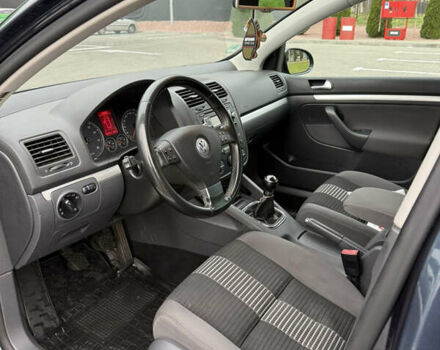 Синий Фольксваген Гольф, объемом двигателя 1.6 л и пробегом 205 тыс. км за 6300 $, фото 13 на Automoto.ua