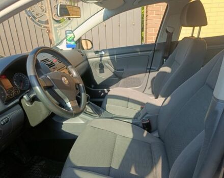 Фольксваген Гольф 2008 в Александрие на Automoto.ua Синий Фольксваген Гольф, объемом двигателя 0 л и пробегом 210 тыс. км за 6299 $, фото 3 на Automoto.ua