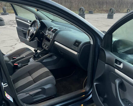 Синий Фольксваген Гольф, объемом двигателя 1.6 л и пробегом 241 тыс. км за 5850 $, фото 27 на Automoto.ua