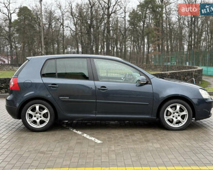 Синий Фольксваген Гольф, объемом двигателя 1.4 л и пробегом 203 тыс. км за 5400 $, фото 5 на Automoto.ua