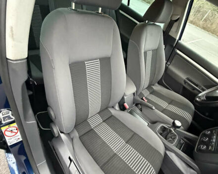 Синій Фольксваген Гольф, об'ємом двигуна 1.6 л та пробігом 174 тис. км за 7200 $, фото 35 на Automoto.ua