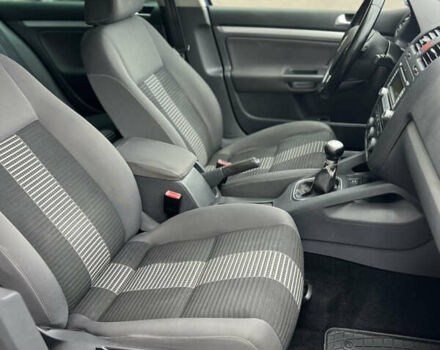 Синий Фольксваген Гольф, объемом двигателя 1.6 л и пробегом 237 тыс. км за 6700 $, фото 24 на Automoto.ua