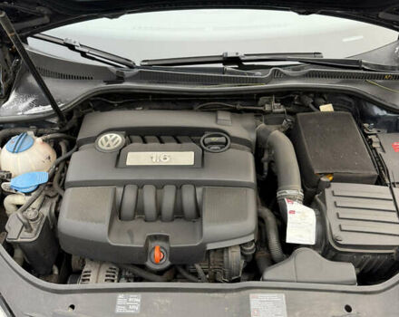 Синий Фольксваген Гольф, объемом двигателя 1.6 л и пробегом 205 тыс. км за 6300 $, фото 16 на Automoto.ua