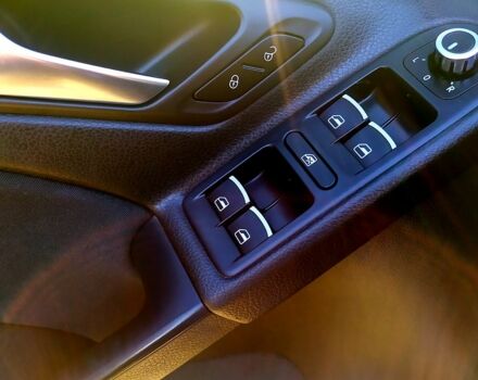 Синій Фольксваген Гольф, об'ємом двигуна 1.6 л та пробігом 300 тис. км за 7750 $, фото 11 на Automoto.ua