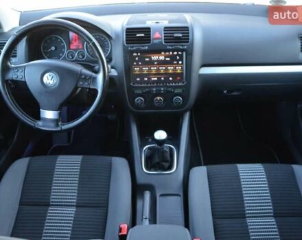 Синій Фольксваген Гольф, об'ємом двигуна 1.6 л та пробігом 252 тис. км за 6250 $, фото 33 на Automoto.ua