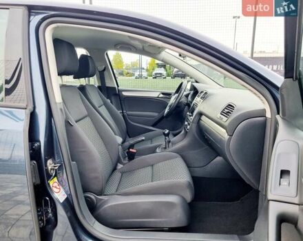 Синий Фольксваген Гольф, объемом двигателя 1.39 л и пробегом 84 тыс. км за 9500 $, фото 106 на Automoto.ua