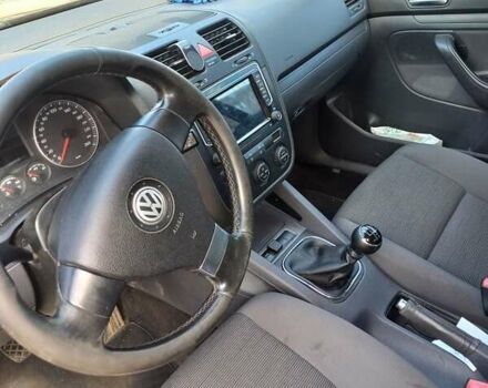 Синий Фольксваген Гольф, объемом двигателя 1.6 л и пробегом 223 тыс. км за 6000 $, фото 4 на Automoto.ua