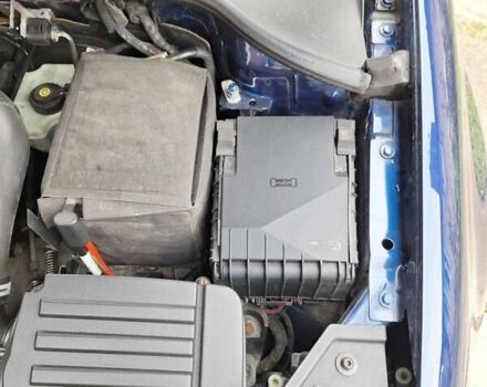 Синий Фольксваген Гольф, объемом двигателя 1.6 л и пробегом 197 тыс. км за 6800 $, фото 5 на Automoto.ua