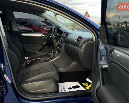 Синий Фольксваген Гольф, объемом двигателя 1.39 л и пробегом 276 тыс. км за 6999 $, фото 20 на Automoto.ua