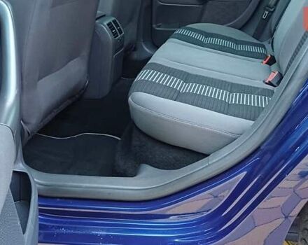 Синій Фольксваген Гольф, об'ємом двигуна 1.6 л та пробігом 252 тис. км за 6250 $, фото 48 на Automoto.ua