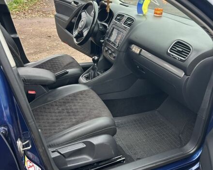 Синий Фольксваген Гольф, объемом двигателя 1.6 л и пробегом 213 тыс. км за 7200 $, фото 6 на Automoto.ua