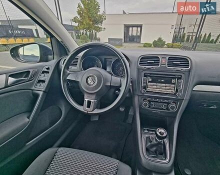 Синий Фольксваген Гольф, объемом двигателя 1.39 л и пробегом 84 тыс. км за 9500 $, фото 6 на Automoto.ua