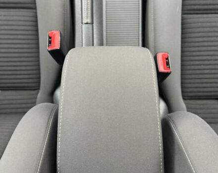 Синий Фольксваген Гольф, объемом двигателя 1.4 л и пробегом 233 тыс. км за 7299 $, фото 31 на Automoto.ua