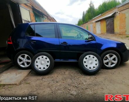 Синий Фольксваген Гольф, объемом двигателя 1.6 л и пробегом 196 тыс. км за 5799 $, фото 1 на Automoto.ua