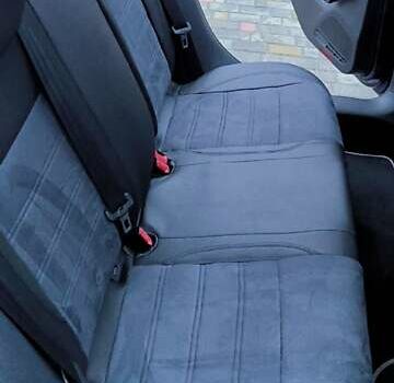 Синій Фольксваген Гольф, об'ємом двигуна 1.6 л та пробігом 226 тис. км за 8200 $, фото 13 на Automoto.ua