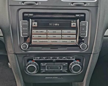 Синий Фольксваген Гольф, объемом двигателя 1.39 л и пробегом 84 тыс. км за 9500 $, фото 75 на Automoto.ua