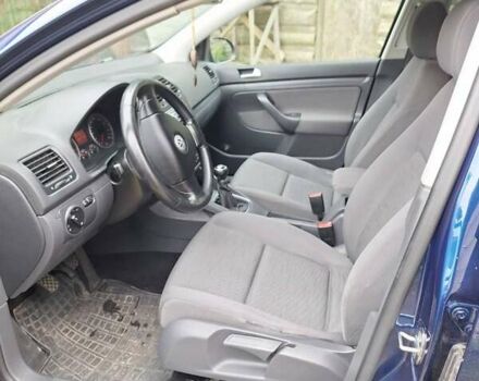 Синий Фольксваген Гольф, объемом двигателя 1.6 л и пробегом 197 тыс. км за 6800 $, фото 3 на Automoto.ua