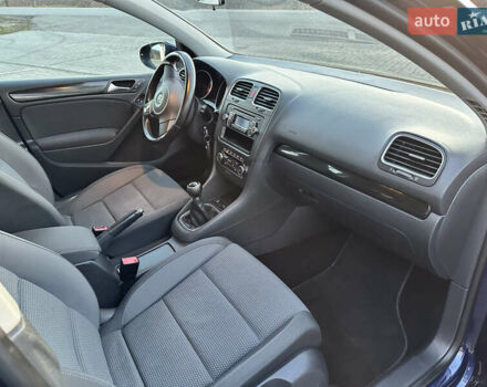 Синий Фольксваген Гольф, объемом двигателя 1.4 л и пробегом 224 тыс. км за 7350 $, фото 32 на Automoto.ua