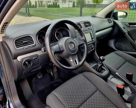 Синий Фольксваген Гольф, объемом двигателя 1.39 л и пробегом 84 тыс. км за 9500 $, фото 67 на Automoto.ua